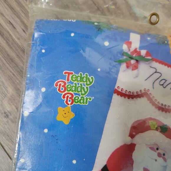 1987 Vintage Christmas Felt Stocking Kit by Titan Needlecraft - Picture 4 of 7